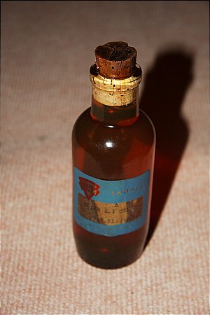 FINA OIL SAMPLE BOTTLE - click to enlarge